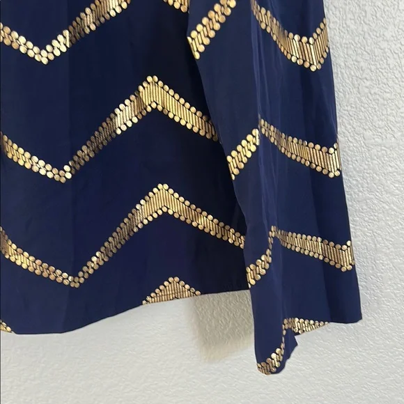 SHEIN Navy and Gold Zigzag Blouse - Picture 5 of 6